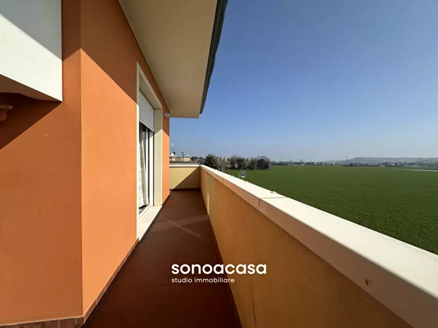 Immagine 1 di Appartamento in vendita  in Via Pergolese, 116 a Mondolfo