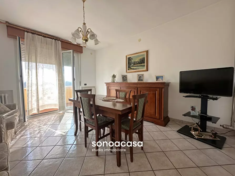 Immagine 2 di Appartamento in vendita  in Via Pergolese, 116 a Mondolfo
