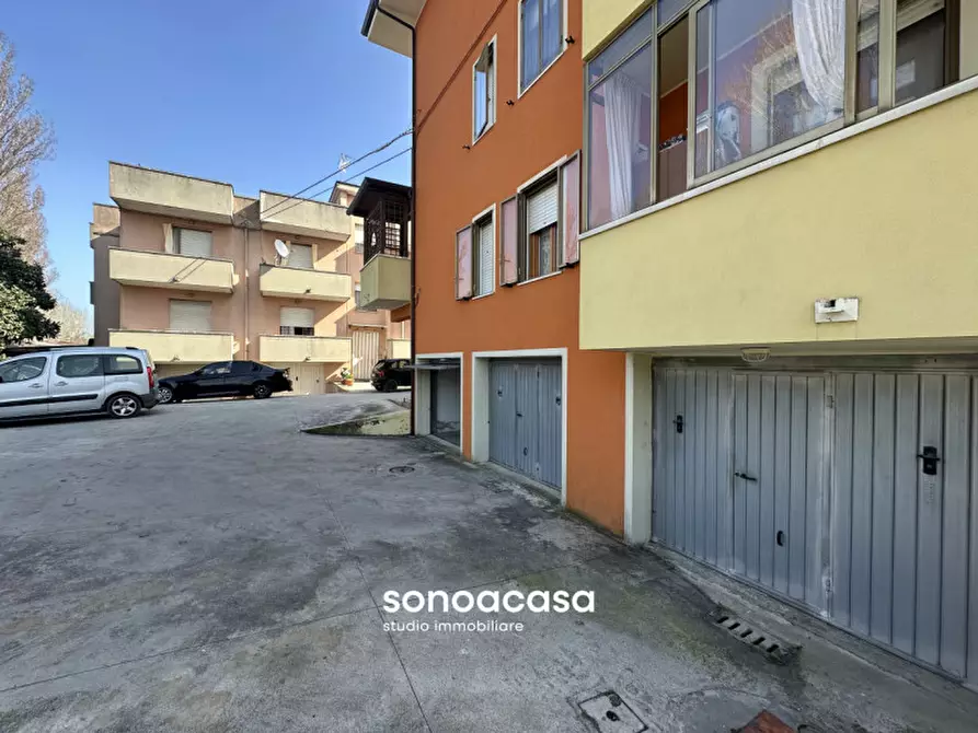 Immagine 25 di Appartamento in vendita  in Via Pergolese, 116 a Mondolfo
