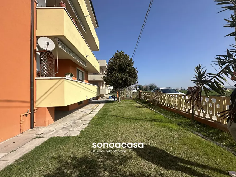 Immagine 30 di Appartamento in vendita  in Via Pergolese, 116 a Mondolfo