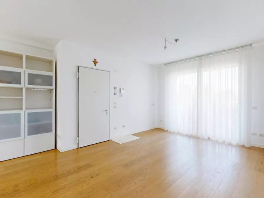 Immagine 5 di Appartamento in vendita  in Via Monte Grappa a Costabissara