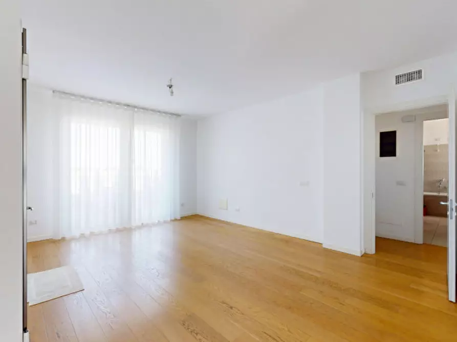 Immagine 9 di Appartamento in vendita  in Via Monte Grappa a Costabissara