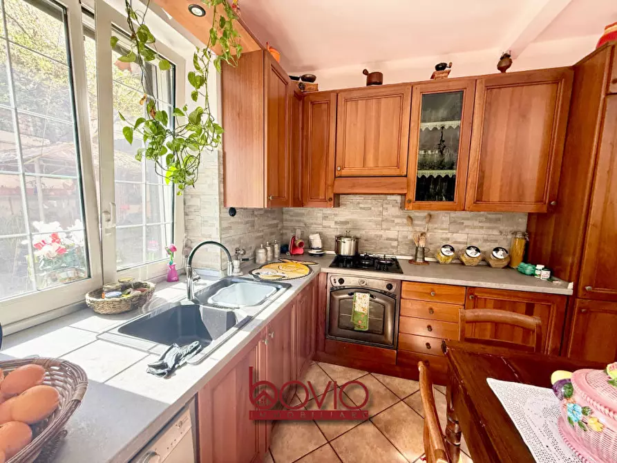 Immagine 8 di Casa indipendente in vendita  in Via Valprato a Torino