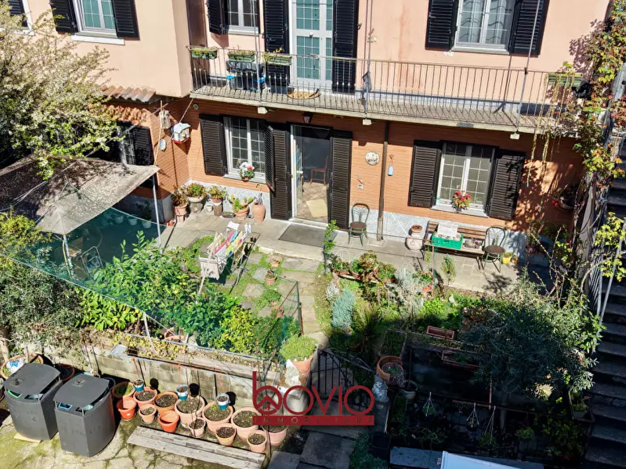 Immagine 9 di Casa indipendente in vendita  in Via Valprato 24 a Torino