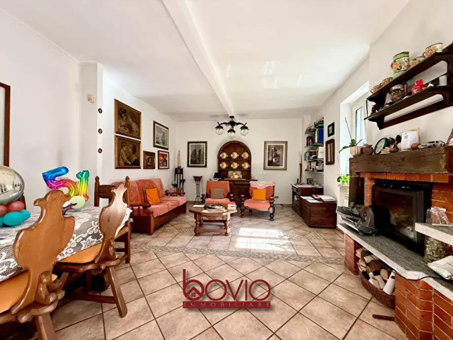 Immagine 9 di Casa indipendente in vendita  in Via Valprato a Torino