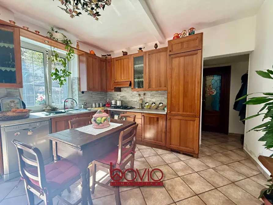 Immagine 12 di Casa indipendente in vendita  in Via Valprato a Torino