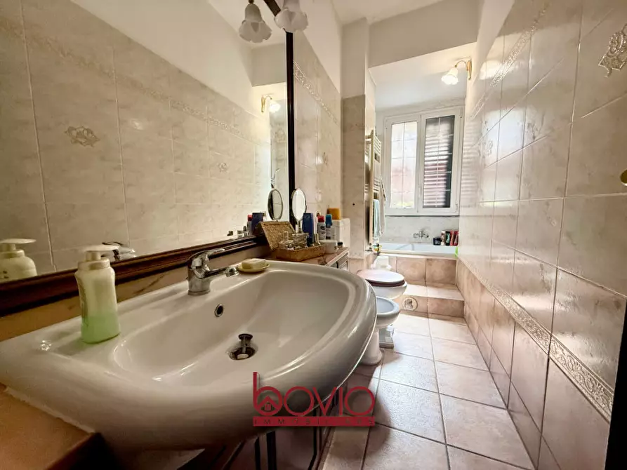 Immagine 19 di Casa indipendente in vendita  in Via Valprato a Torino