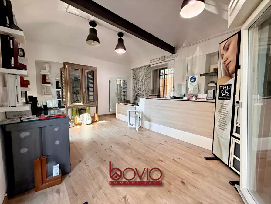 Immagine 47 di Casa indipendente in vendita  in Via Valprato a Torino