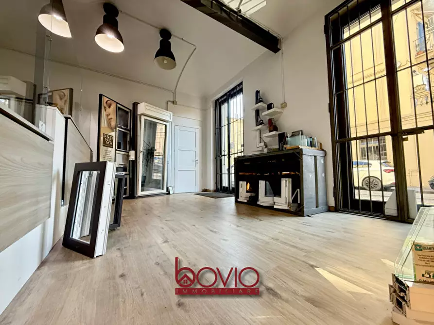 Immagine 64 di Casa indipendente in vendita  in Via Valprato a Torino