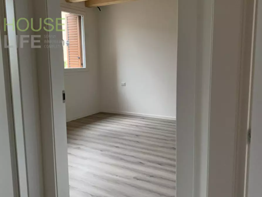 Immagine 14 di Appartamento in vendita  in Via Faccin a Schio