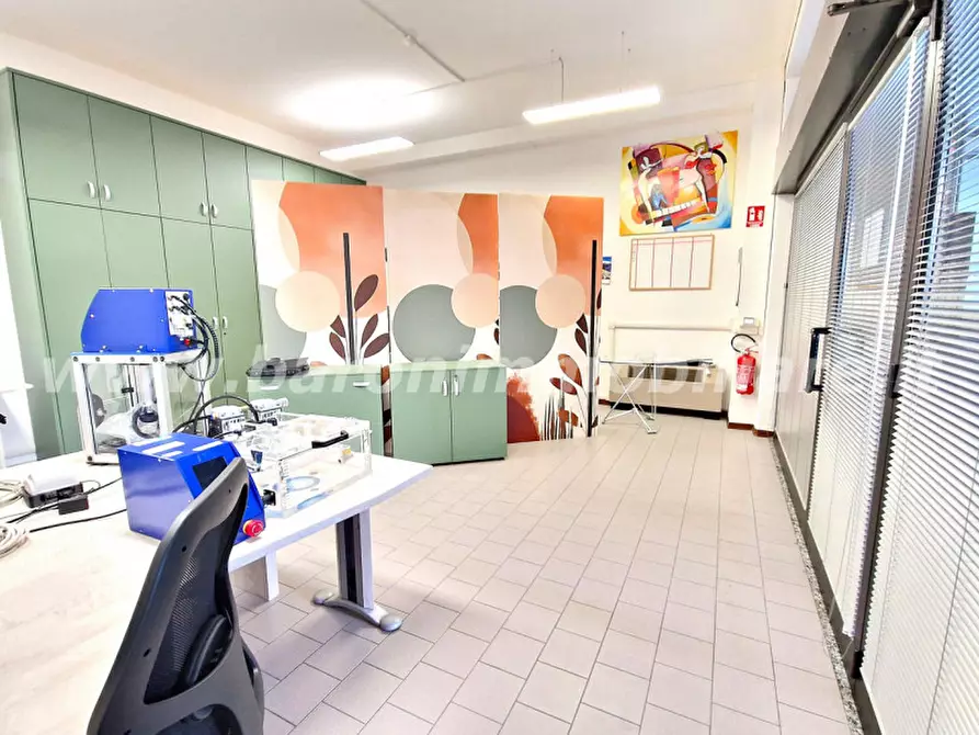 Immagine 4 di Ufficio in vendita  in Via Risorgimento, 35 a Zola Predosa