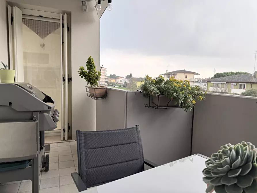 Immagine 7 di Appartamento in vendita  in Via Brigata Cadore a Treviso