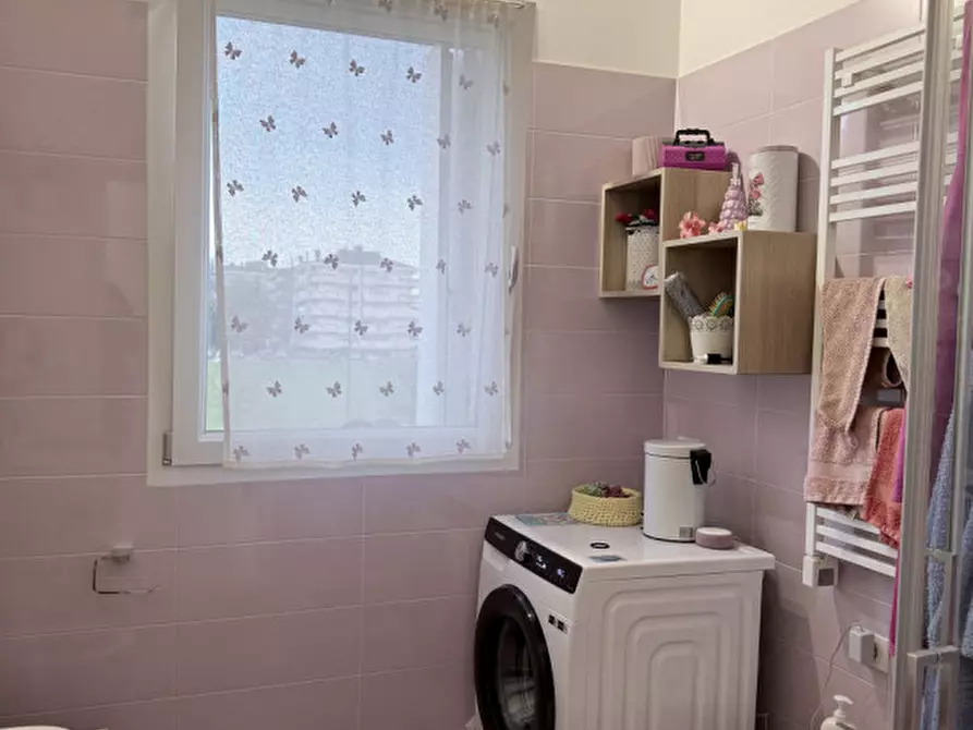 Immagine 17 di Appartamento in vendita  in Via Brigata Cadore a Treviso