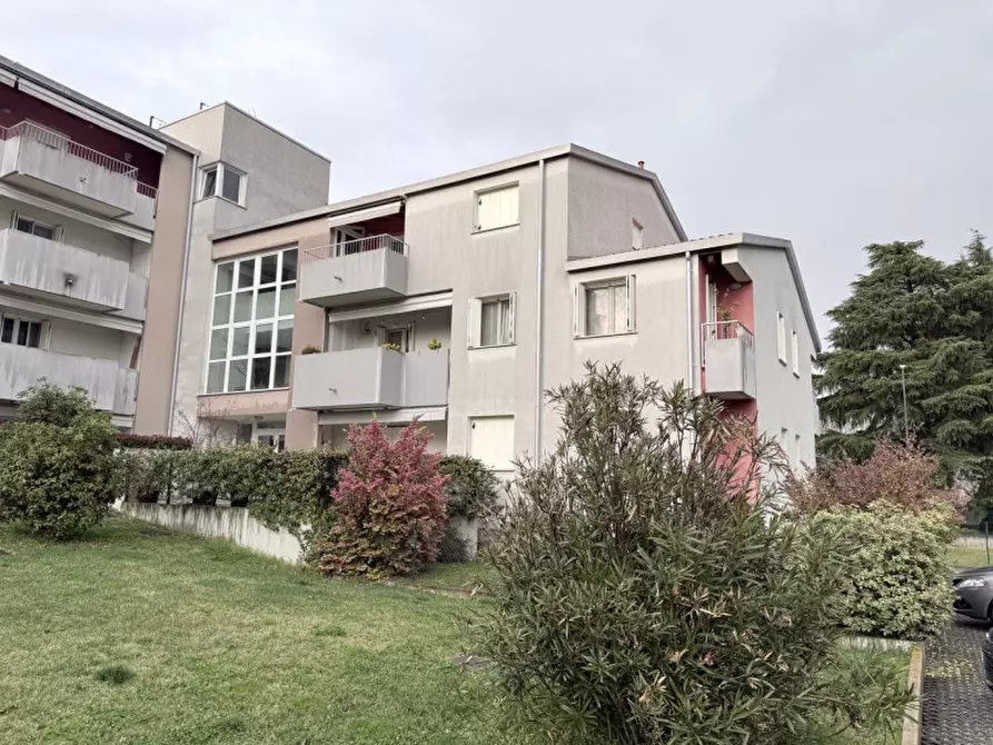 Immagine 20 di Appartamento in vendita  in Via Brigata Cadore a Treviso