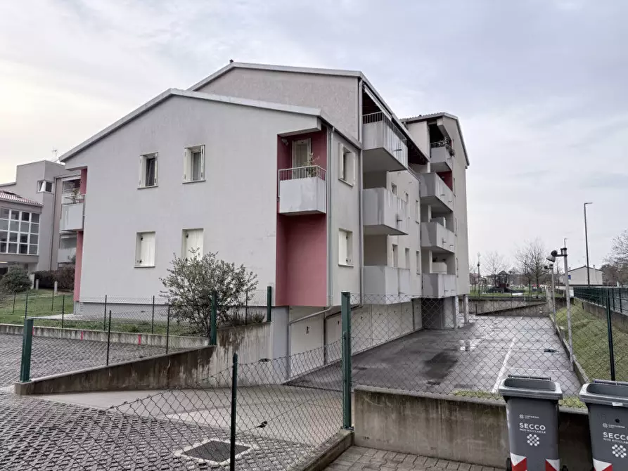 Immagine 21 di Appartamento in vendita  in Via Brigata Cadore a Treviso