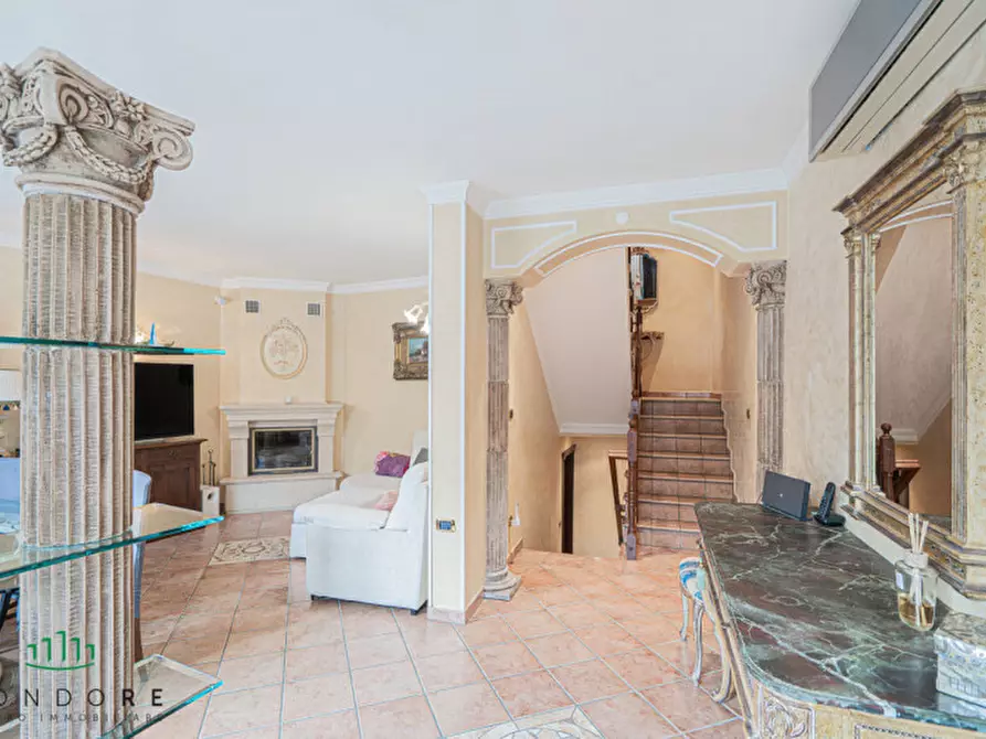 Immagine 3 di Villetta a schiera in vendita  in Via Gessi a Zola Predosa