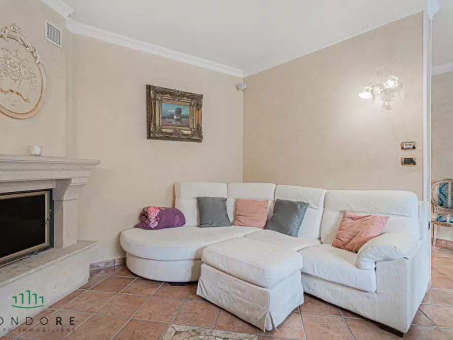 Immagine 4 di Villetta a schiera in vendita  in Via Gessi a Zola Predosa