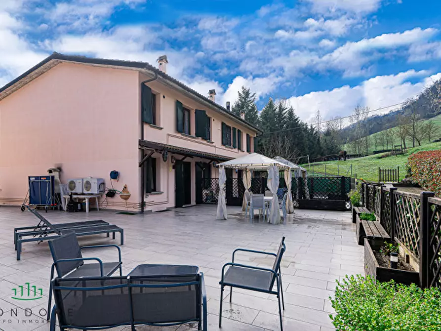 Immagine 29 di Villetta a schiera in vendita  in Via Gessi a Zola Predosa