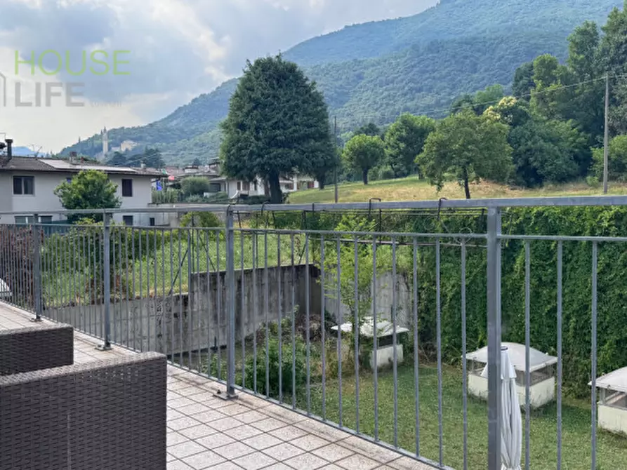 Immagine 2 di Appartamento in vendita  in via Martiri della Libertà a Santorso