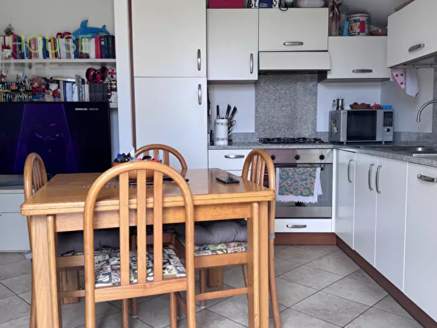 Immagine 5 di Appartamento in vendita  in via Martiri della Libertà a Santorso