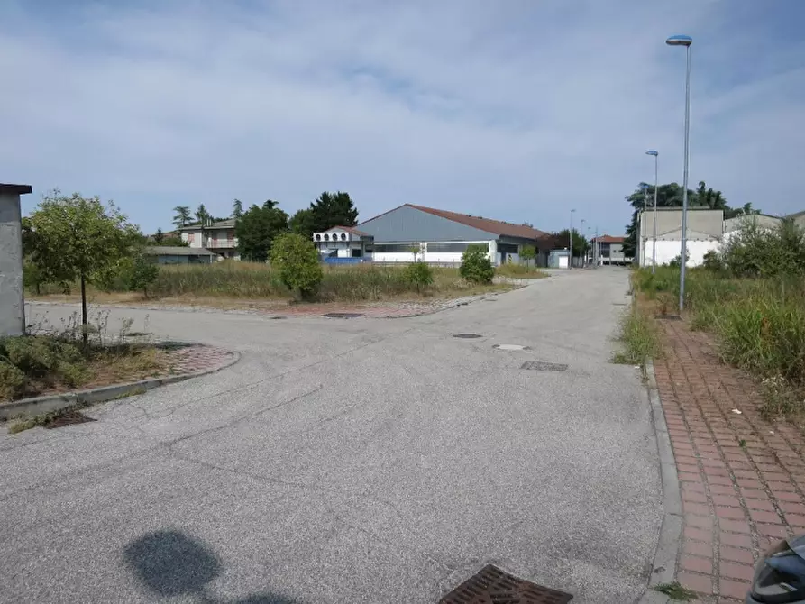 Immagine 2 di Terreno in vendita  in Via Calcara a Cerea