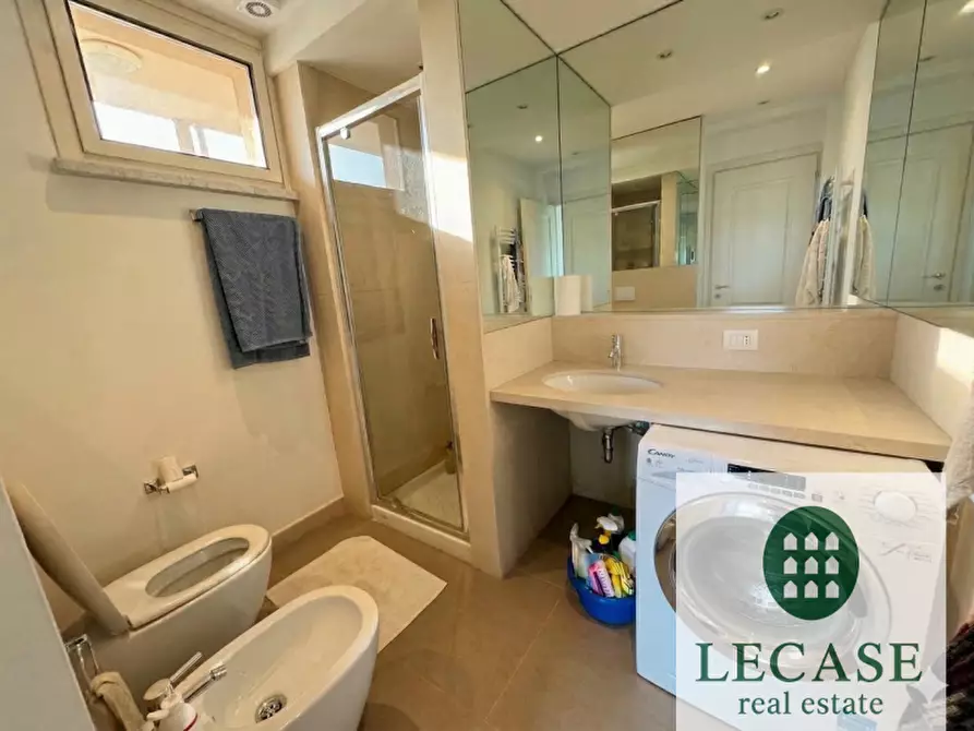 Immagine 7 di Appartamento in vendita  in Via Pisa a Massa