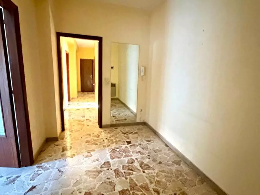 Immagine 3 di Appartamento in vendita  in via Mascalucia 5 a Siracusa