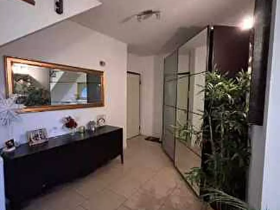 Immagine 1 di Appartamento in affitto  a Santarcangelo Di Romagna