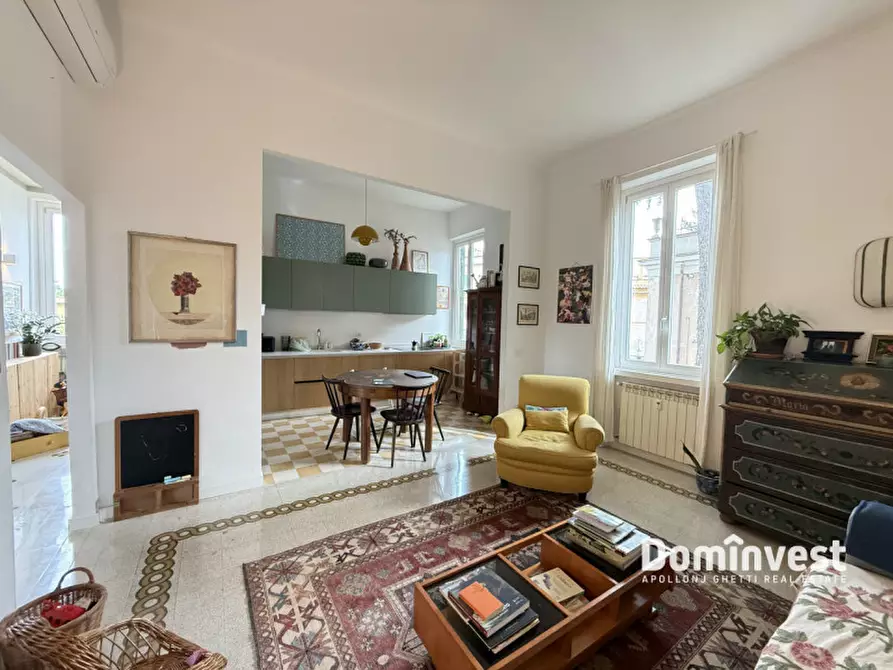 Immagine 3 di Appartamento in vendita  in Via delle sette chiese a Roma