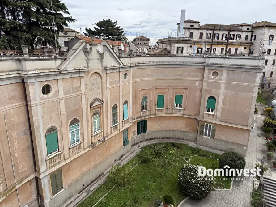 Immagine 18 di Appartamento in vendita  in Via delle sette chiese a Roma