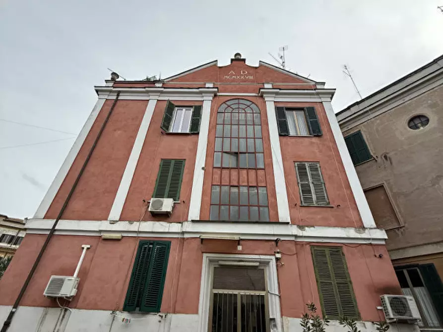 Immagine 22 di Appartamento in vendita  in Via delle sette chiese a Roma