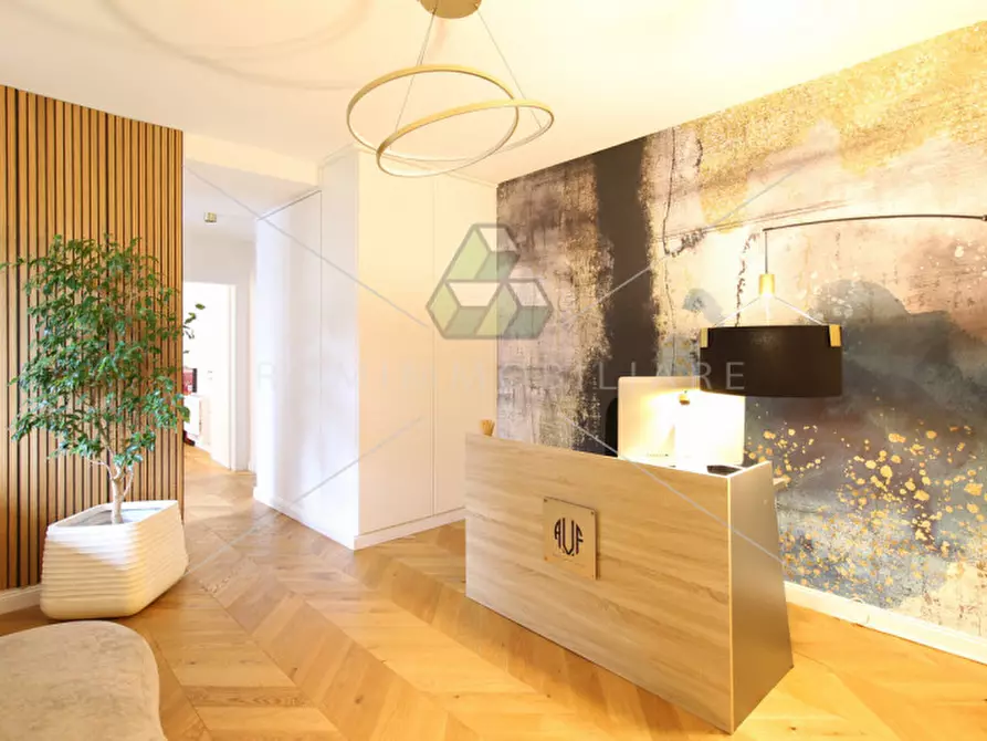 Immagine 2 di Appartamento in vendita  in Via Umberto Saba a Roma