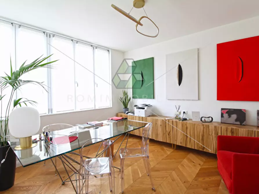 Immagine 5 di Appartamento in vendita  in Via Umberto Saba a Roma