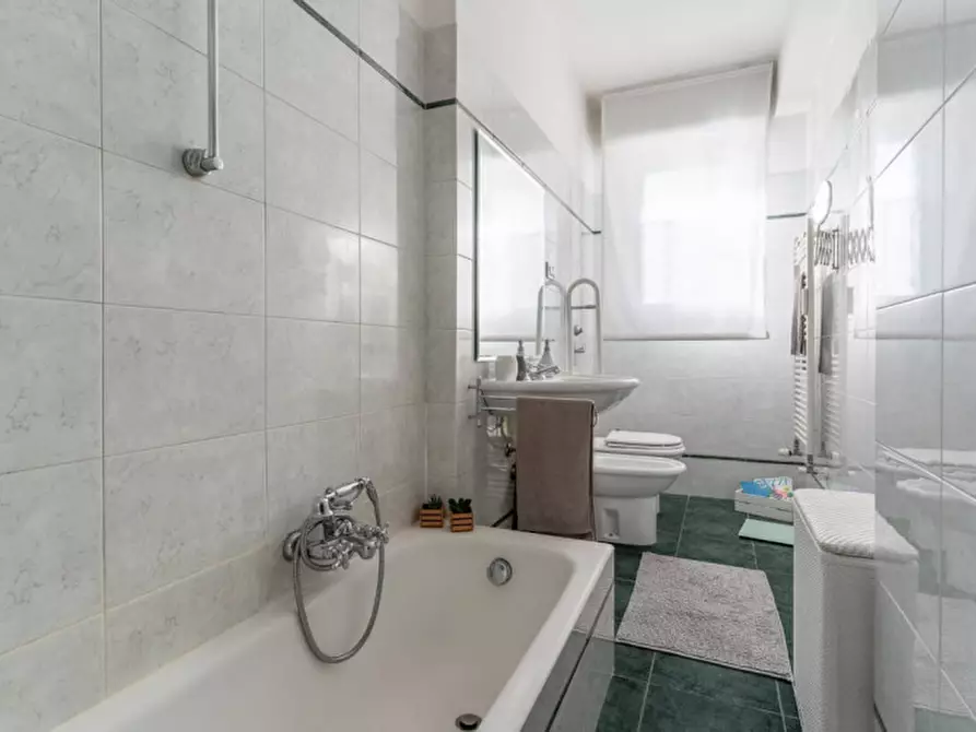 Immagine 6 di Camera in affitto  in Via Rimini, 25 a Milano