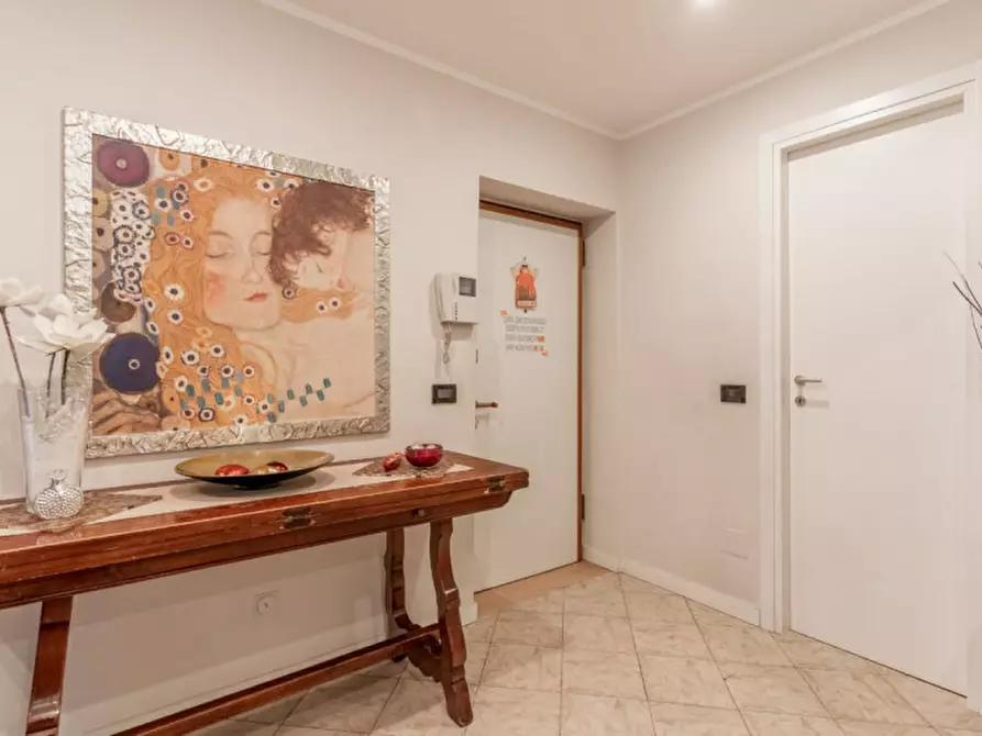 Immagine 10 di Camera in affitto  in Via Rimini, 25 a Milano