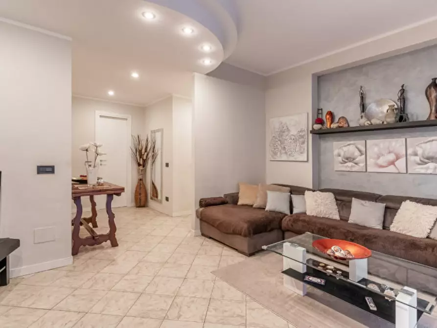 Immagine 12 di Camera in affitto  in Via Rimini, 25 a Milano