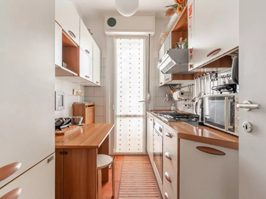 Immagine 15 di Camera in affitto  in Via Rimini, 25 a Milano