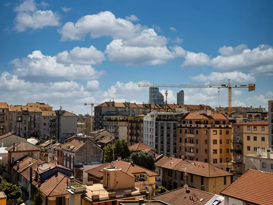 Immagine 5 di Appartamento in vendita  in Piazza Prealpi 3 a Milano