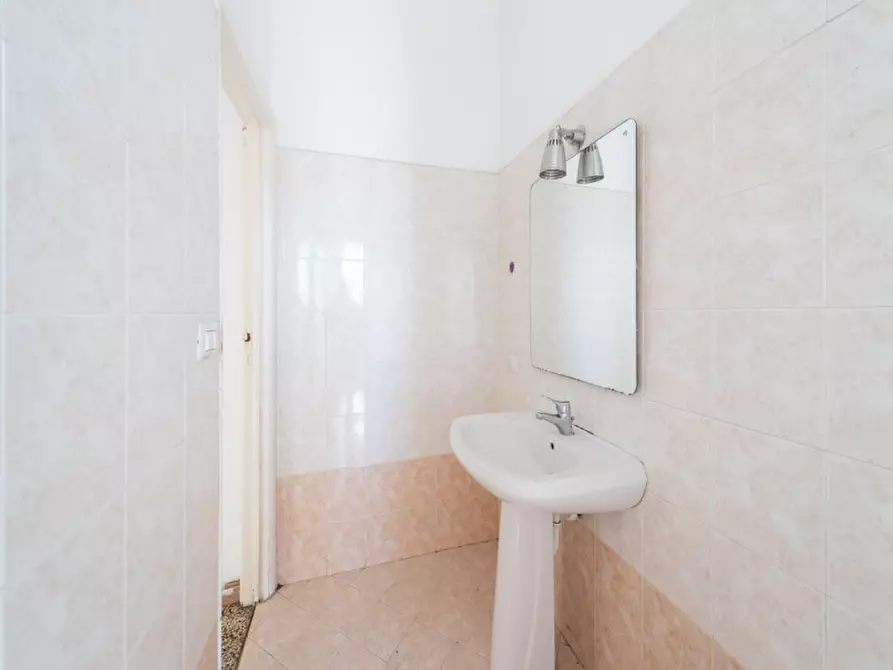 Immagine 15 di Appartamento in vendita  in Piazza Prealpi 3 a Milano