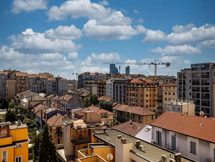 Immagine 17 di Appartamento in vendita  in Piazza Prealpi 3 a Milano