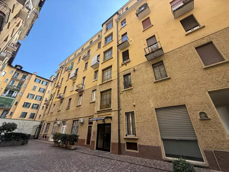 Immagine 9 di Appartamento in vendita  in Piazza Prealpi 3 a Milano
