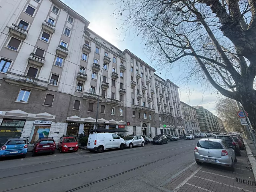 Immagine 10 di Appartamento in vendita  in Piazza Prealpi 3 a Milano
