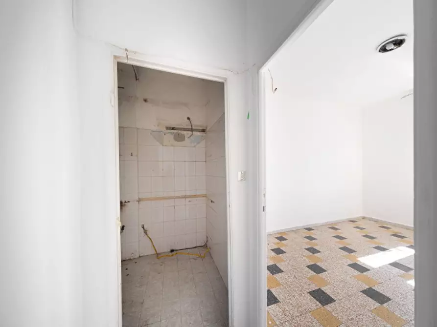 Immagine 19 di Appartamento in vendita  in Piazza Prealpi 3 a Milano