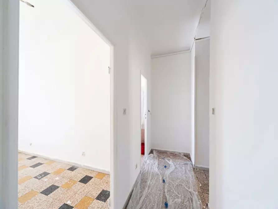 Immagine 21 di Appartamento in vendita  in Piazza Prealpi 3 a Milano