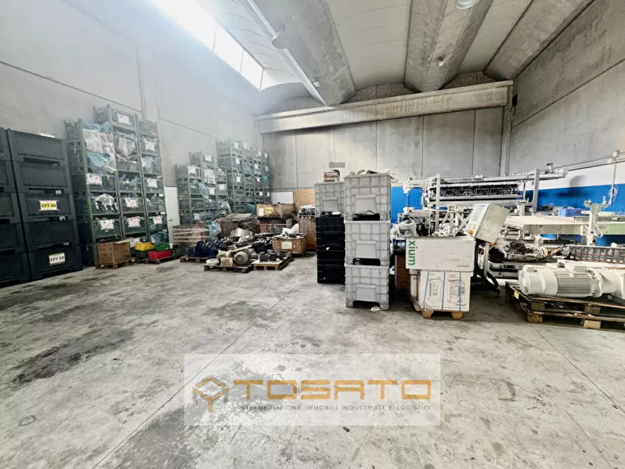 Immagine 5 di Capannone industriale in affitto  a Mozzecane