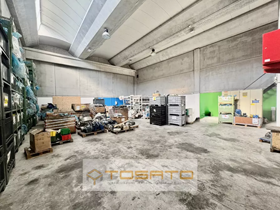 Immagine 9 di Capannone industriale in affitto  a Mozzecane