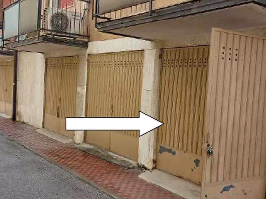 Immagine 3 di Appartamento in vendita  in Viale San Marco, 80 a Venezia