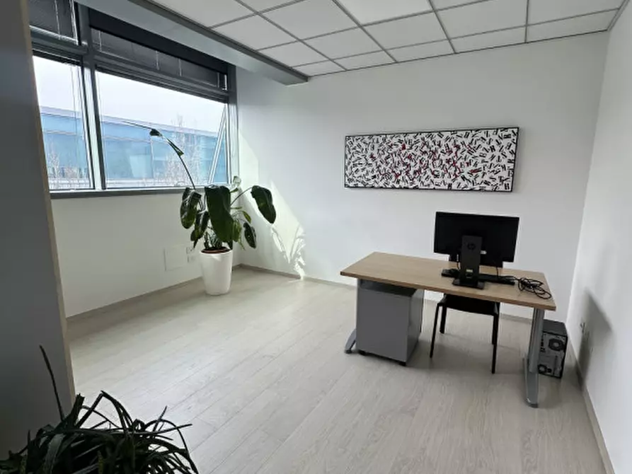 Immagine 1 di Ufficio in affitto  in VIALE ANCONA 22 a Venezia