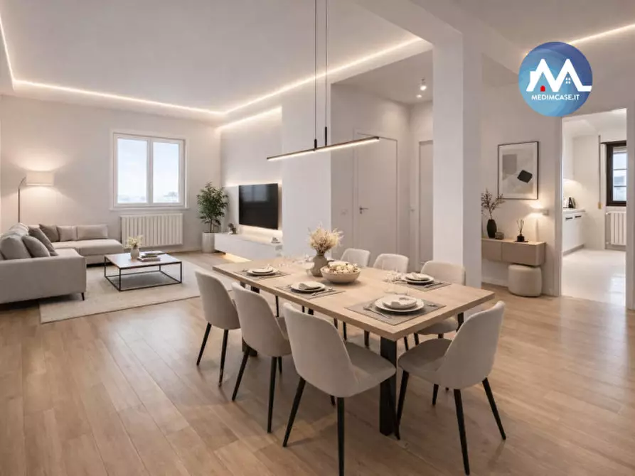 Immagine 1 di Appartamento in vendita  in Piazzale degli Innocenti a Pesaro