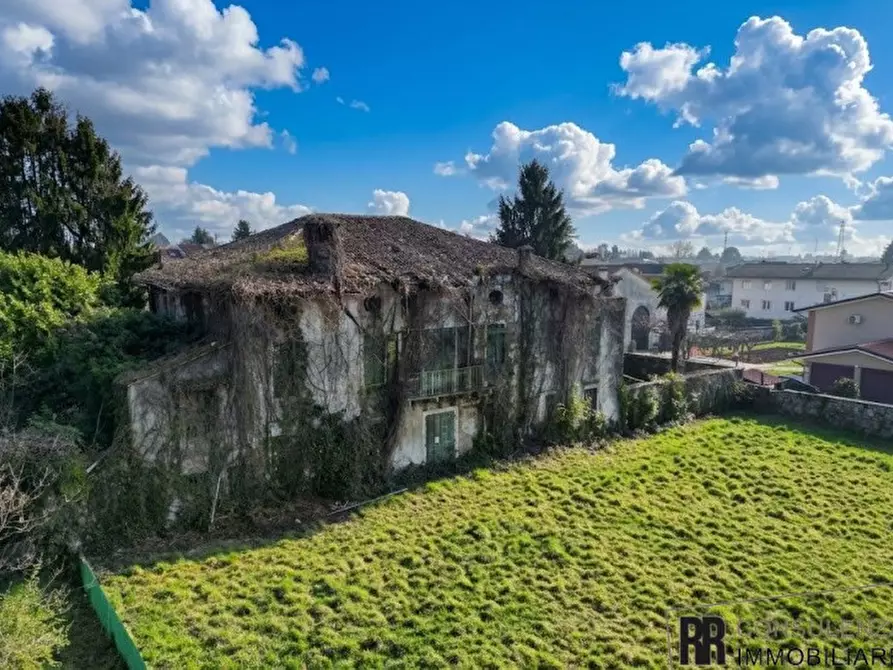 Immagine 8 di Villa in vendita  in Via Camin a Schio